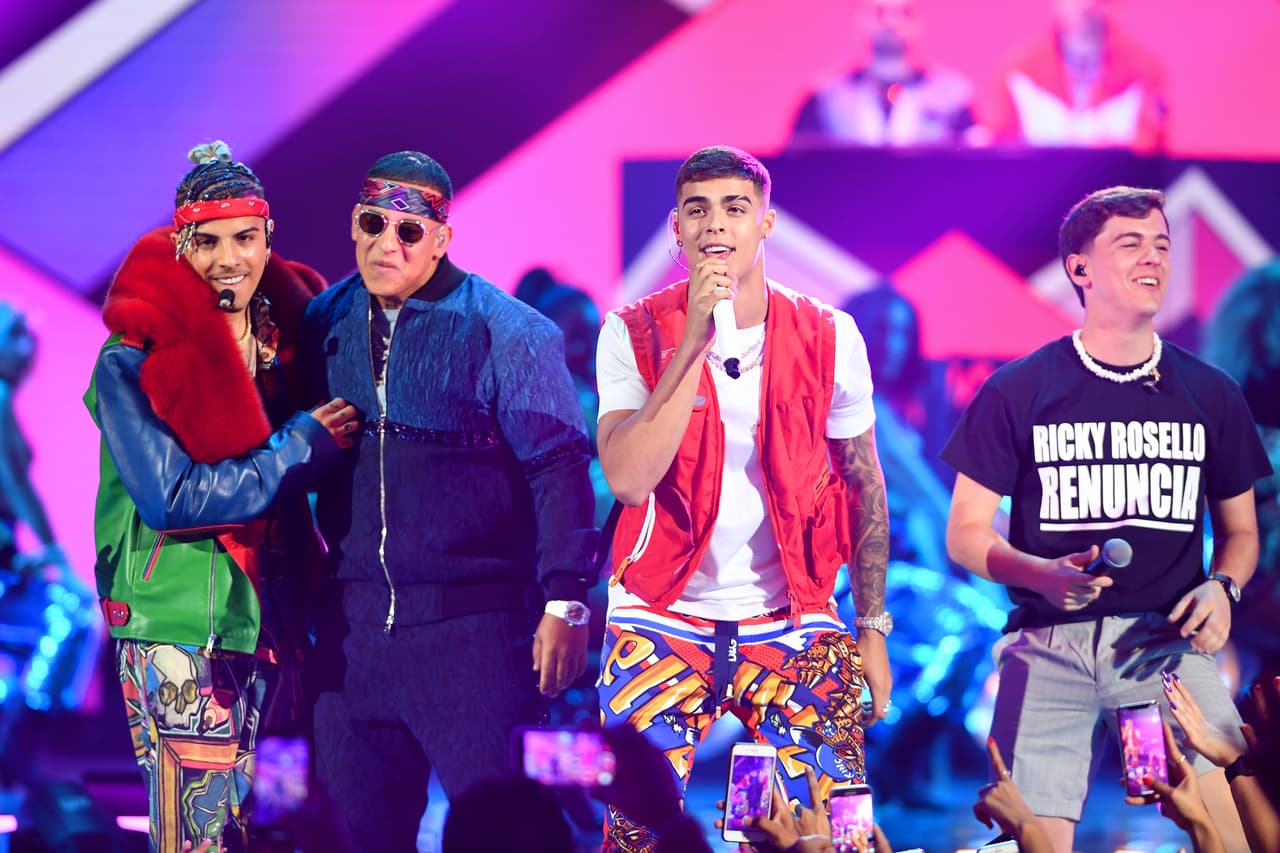 Ese año también fue muy significativo pues se reunió a Daddy Yankee, ícono del género urbano, con las nuevas generaciones de la música urbana: Rauw Alejandro, Lunay y Guaynaa.