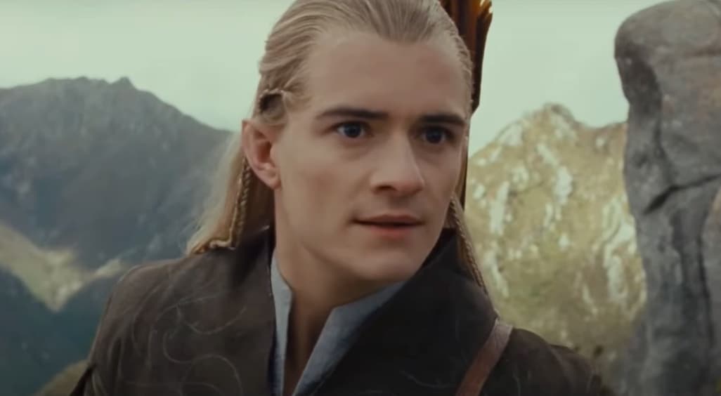 <b>Orlando Bloom</b>
<br>Legolas es el único elfo de la Comunidad del Anillo. Es un extraordinario arquero y gracias a la longevidad de su raza, ha estado presente en varias de las batallas clave de la Tierra Media.
<br>