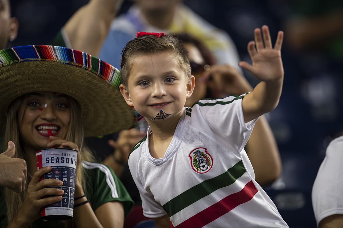 Foto de accion del partido Mexico vs Uruguay correspondiente a la fecha FIFA realizado en el estadio NRG en Houston, Estados Unidos. Action photo of the Mexico vs Uruguay match corresponding to the FIFA date held at the NRG stadium in Houston, United States. EN LA FOTO: