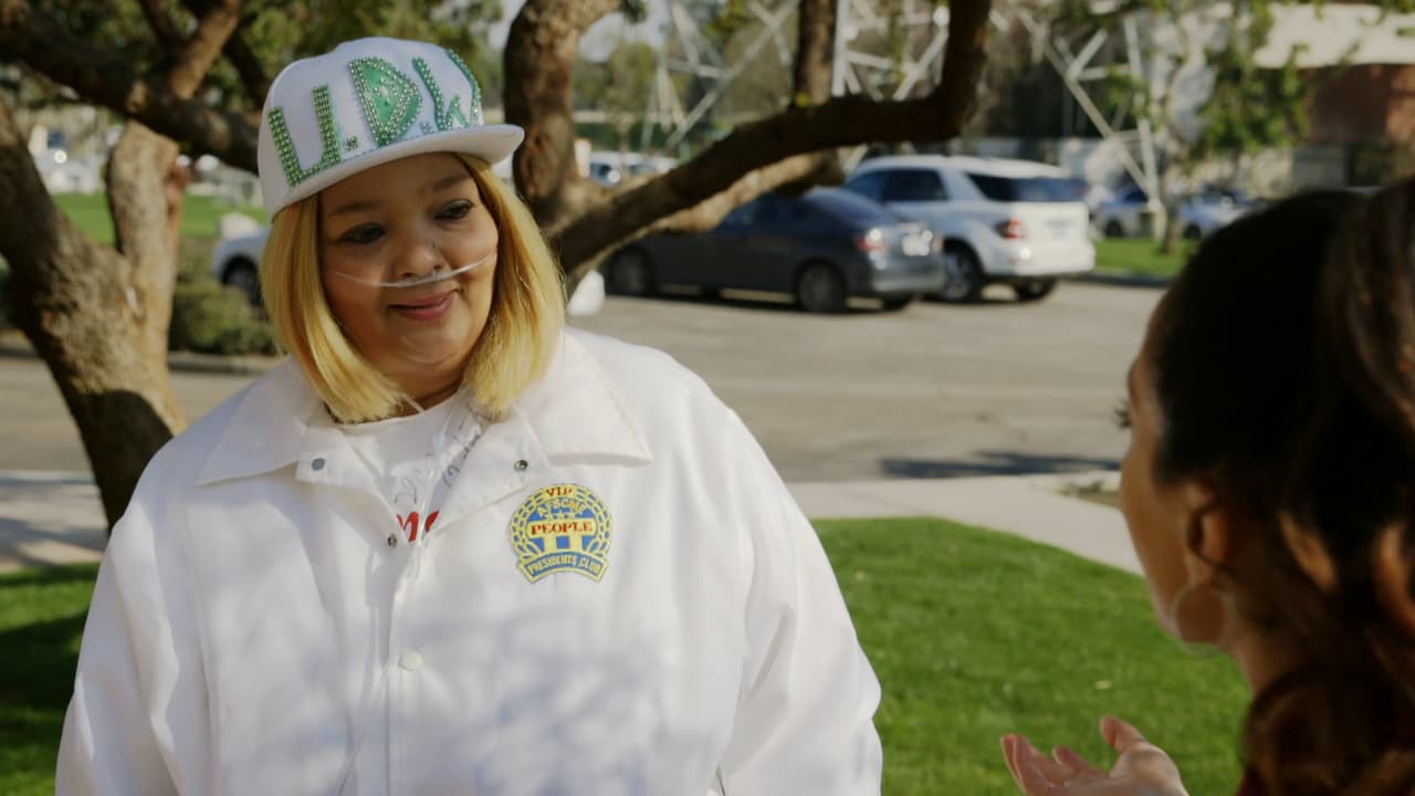 "Para mí no es política, para mí es vida: es mi vida con la que están jugando", asegura 
<b>Julie Otero, una hispana decidida a defender Obamacare</b>. No exagera: gracias a Medi-cal ha podido costear el tratamiento para sobrellevar la Enfermedad Pulmonar Obstructiva Crónica que padece. Por eso, insiste en tocar a la puerta del congresista californiano Kevin Mc Carthy exigiendo que no revoquen el Affordable Care Act. Aún no la atienden, pero sigue intentándolo. No tiene opción.