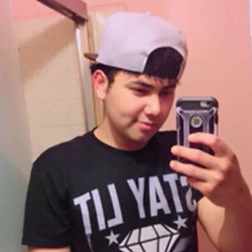 Fue ahí cuando el conductor de un auto no involucrado en el incidente inicial lo arrolló y Franklin quedó fatalmente atorado en el parabrisas.