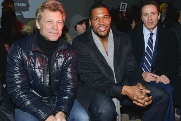 Jon Bon Jovi estuvo muy bien acompañado en la primera fila de Kenneth Cole.