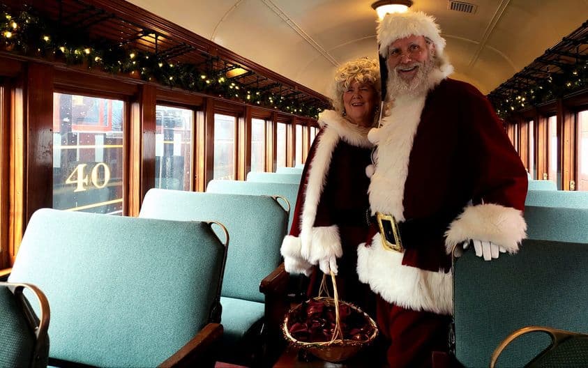 Cuando llega la Navidad, la compañía inaugura varias experiencias de temporada para sus visitantes.