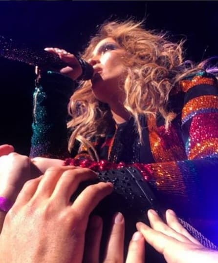 Jennifer nunca perdió el contacto con sus fans y ella lo disfrutaba.