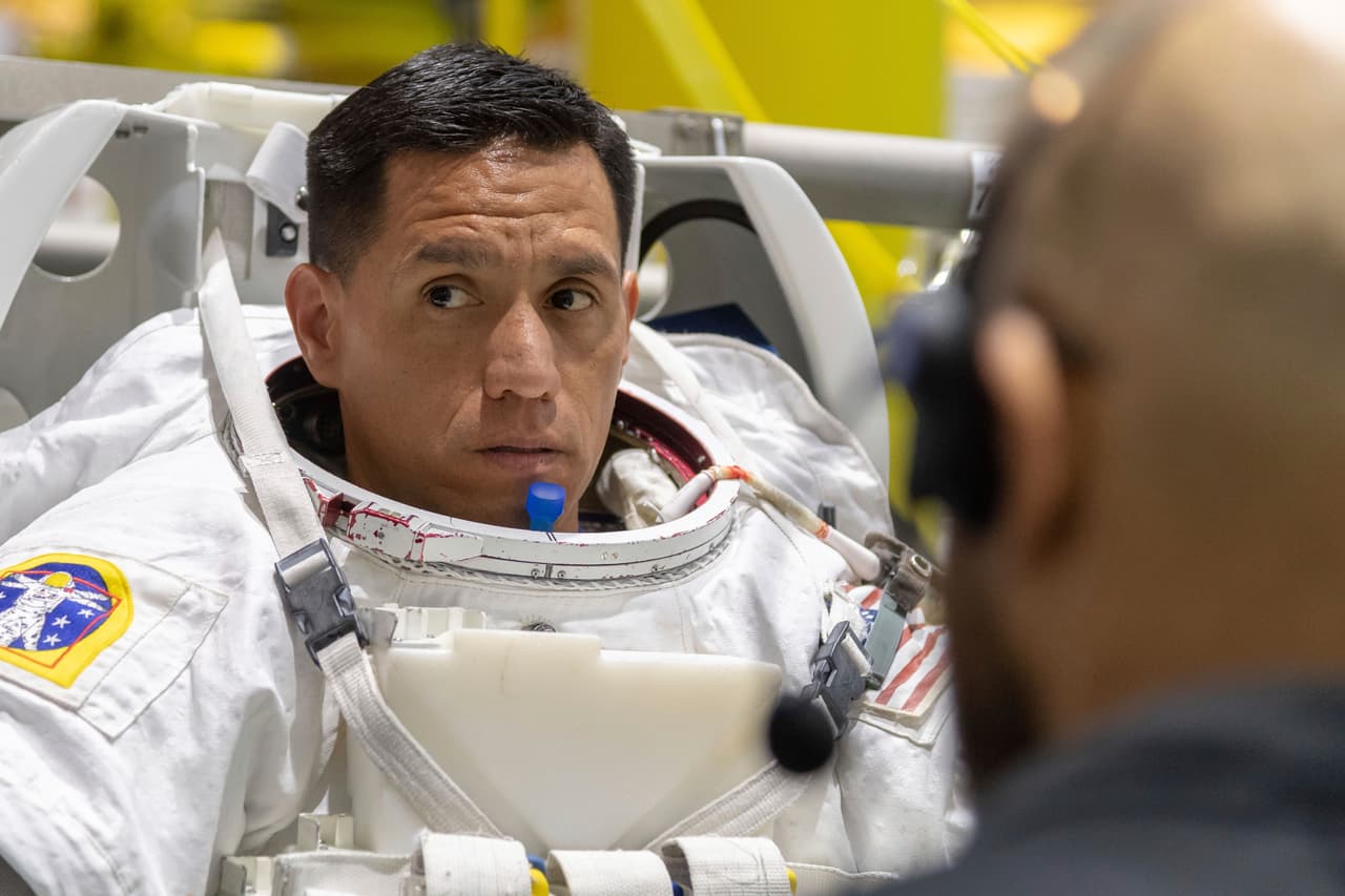 Frank Rubio, el astronauta de origen salvadoreño que pasará meses en el espacio