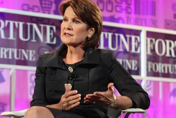 7. Marillyn Hewson. La Presidente y CEO de Lockheed Martin tiene la séptima plaza. Hewson tiene 60 años y es nacida en Estados Unidos.
