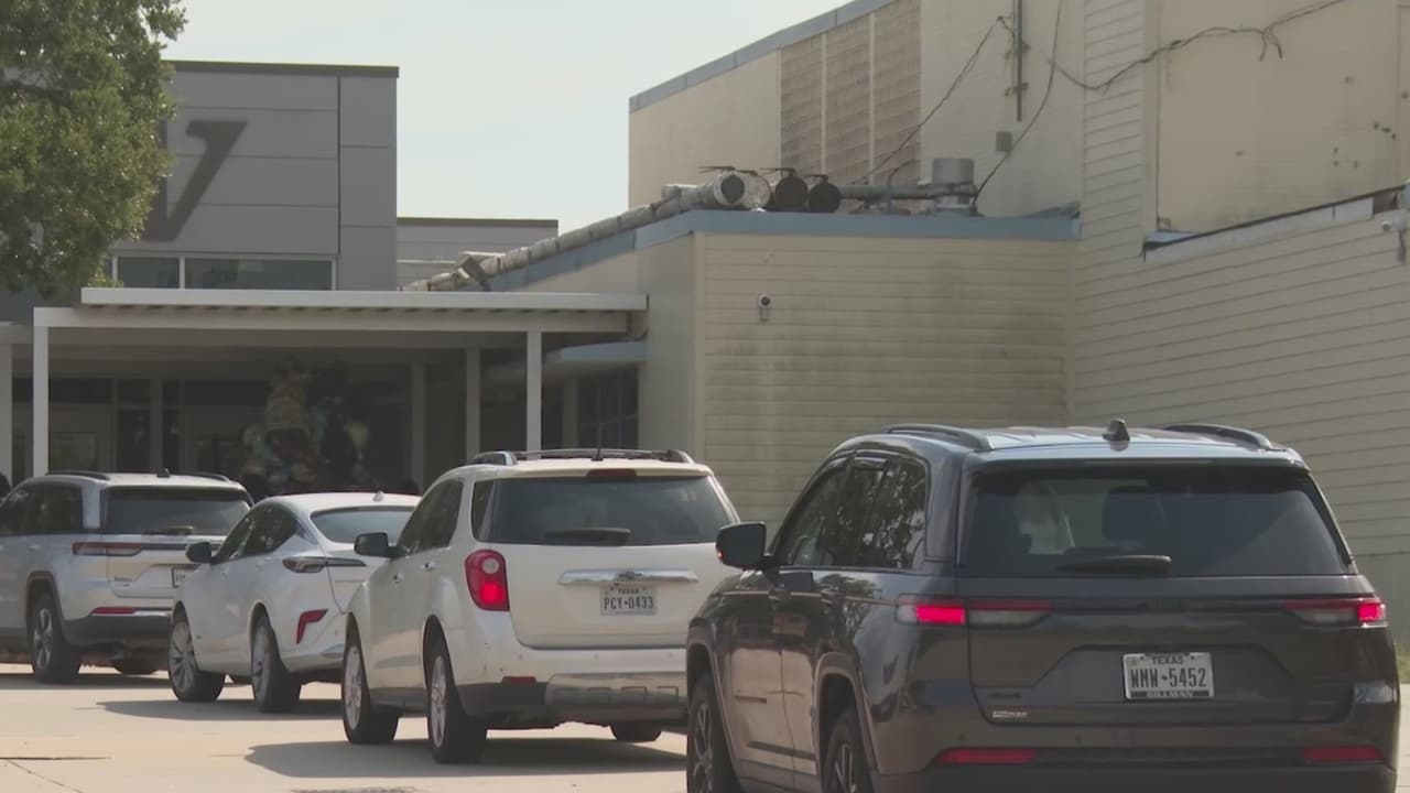 "Es desafortunado": preocupación entre padres por tiroteo mortal a las afueras de Westbury High School