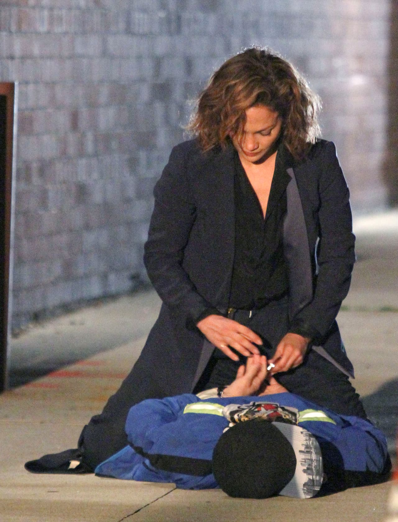 Jennifer arrestó a un actor como parte de la trama de su serie.