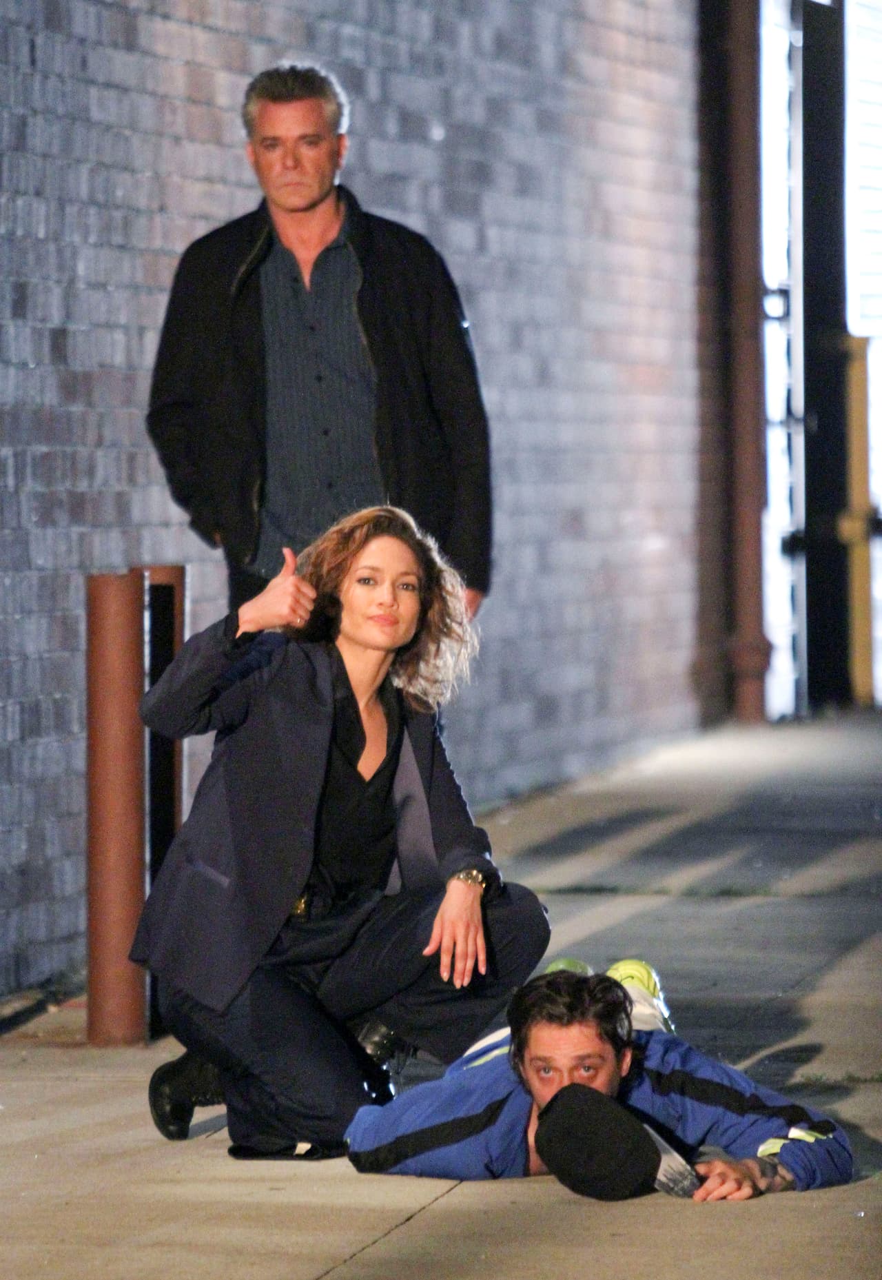 Jennifer arrestó a un actor como parte de la trama de su serie.