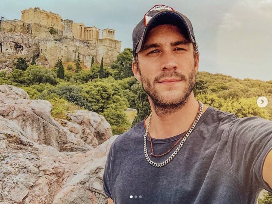 "Sé que hay ahí una cuestión legal y que todavía están en ese proceso y de corazón deseo que no sea así, pero mientras no, pues tampoco puedes y menos en este momento donde por fin se está escuchando una voz tan fuerte de la mujer, donde se está luchando por derechos, por un trato digno, por una igualdad, etcétera”, comentó Giselle González.
<br>