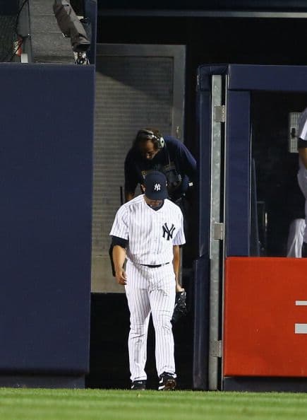 Mariano Rivera fue llamado en el octavo inning para relevar a Betances, en el juego que los Yankees perdían ante Tampa, 4-0 en ese moemnto.