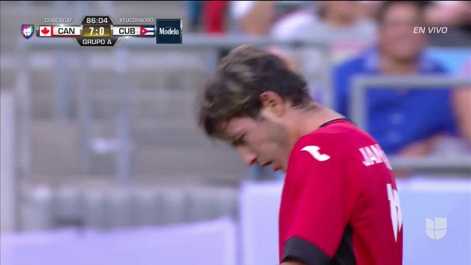 Tiro desviado de Jean Carlos Rodríguez