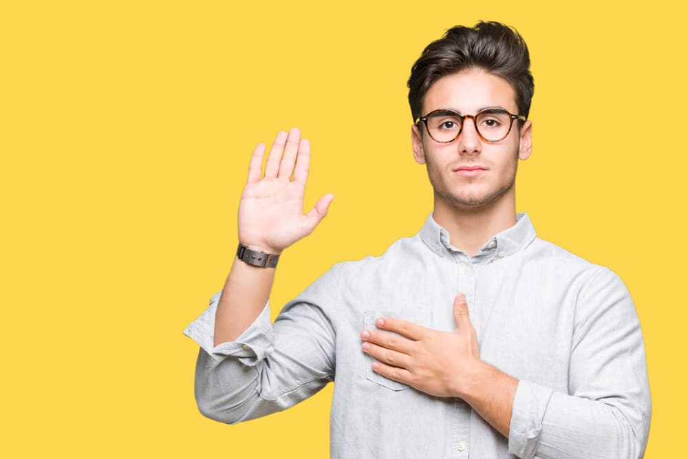 Puedes entonces manifestar este intenso interés por llegar siempre al fondo de manera significativa. Estarás tomando las cosas muy en serio. Son las condiciones que genera el Sol en trígono a Plutón.