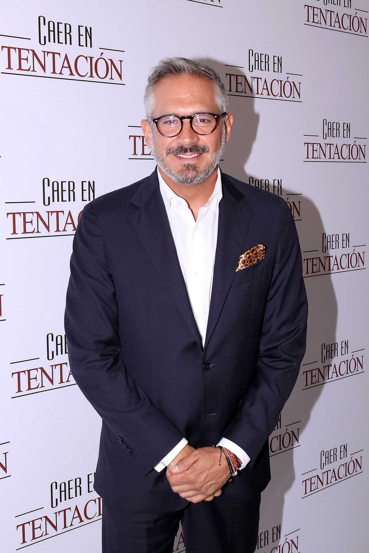 "Yo le decía a Reynaldo López, el productor, 'oye voy a empezar a ir a terapia' […] ya tenía yo pactado ir a terapia de 2 a 3 (de la tarde) y me regresaba de la hora de comida".
<br>