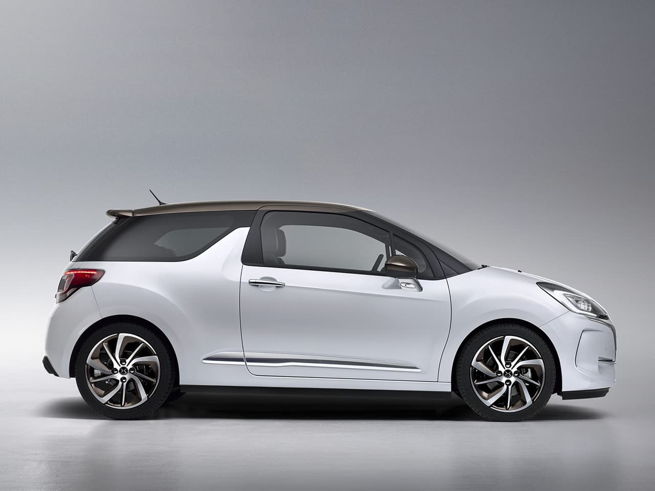 El DS DS3 es el "super-mini" con que se inició la submarca DS de PSA