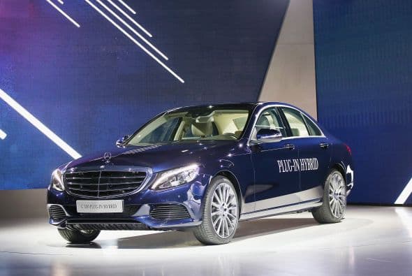 Ahora podemos encontrar tecnología híbrida plug-in también en el Clase C.