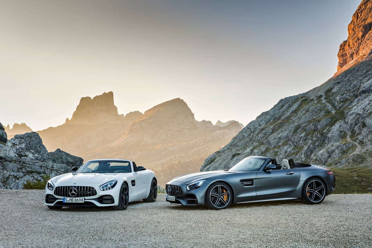 Los Mercedes-AMG GT Roadster y GT C Roadster 2018 llegarán a los dealers Mercedes-Benz de Estados Unidos en el otoño de 2017. ¡Todo el mundo a jugar la lotería!