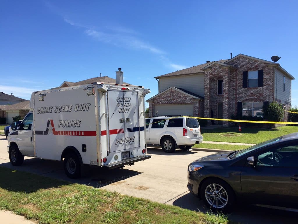 Mujer en Texas que mató a su prometido en defensa propia es liberada