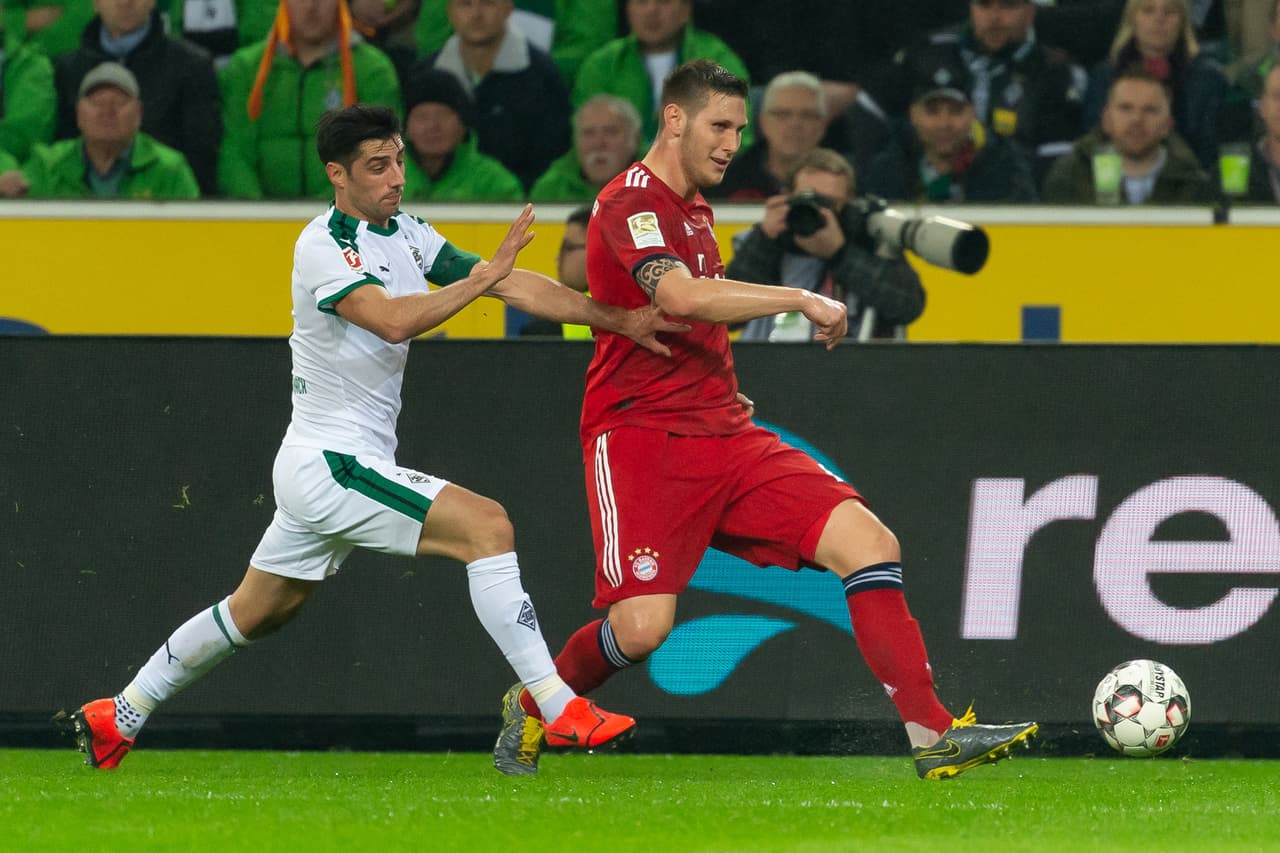 Mientras que el Borussia M'gladbach tenía tres partidos al hilo sin ganar: dos derrotas (Vs. Hertha y Wolfsburgo) y un empate (Vs. Eintracht Frankfrut).