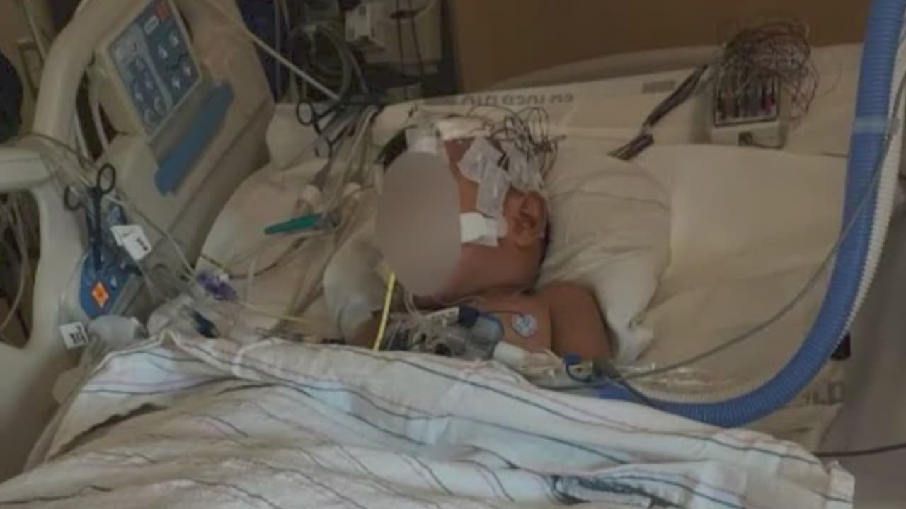  Identifican a la madre de crianza señalada de golpear a niño de 4 años hasta dejarlo en coma