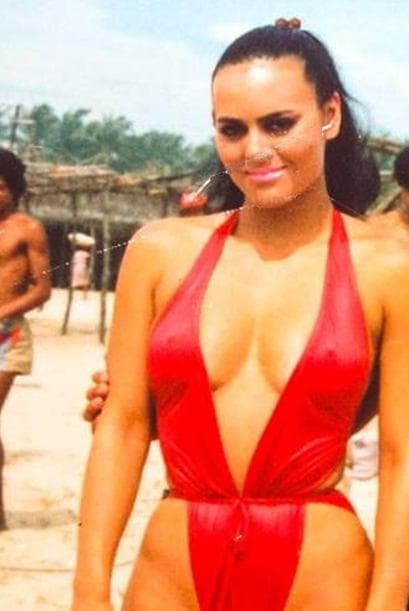 Este lunes 29 de mayo es el cumpleaños de
<b><a href="http://www.univision.com/temas/maribel-guardia">Maribel Guardia</a></b>, la actriz llega a los 58 años luciendo más bella que nunca, descubre su trayectoria artística.