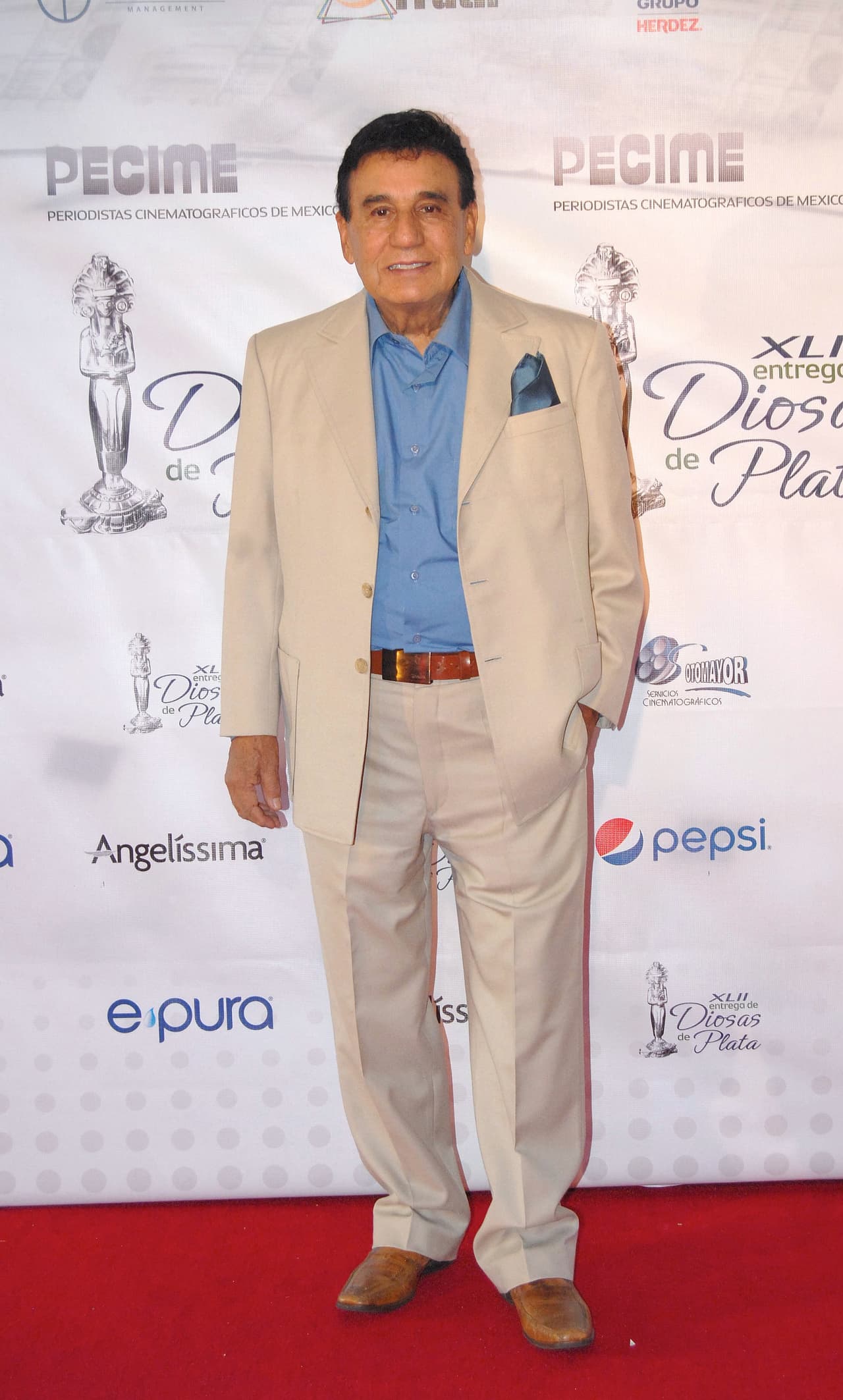 Desde el pasado jueves 6 de junio le realizaron un estudio para determinar cómo lo ha afectado una bacteria que impide que los doctores le apliquen el tratamiento contra su enfermedad.