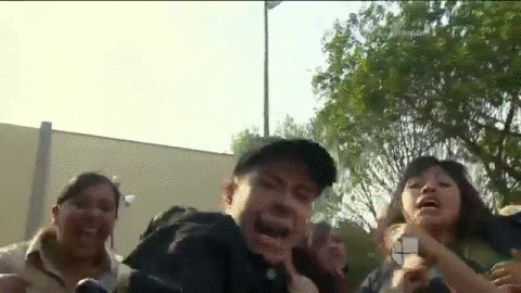 Cuando las celadoras intentaron calmar el pleito, María Dolores recibió un gran golpe en el vientre.