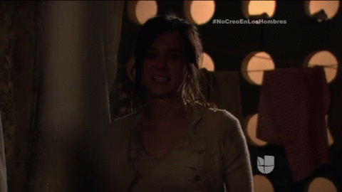 Al levantarse descubrió que Corina Rosas estaba en su celda.