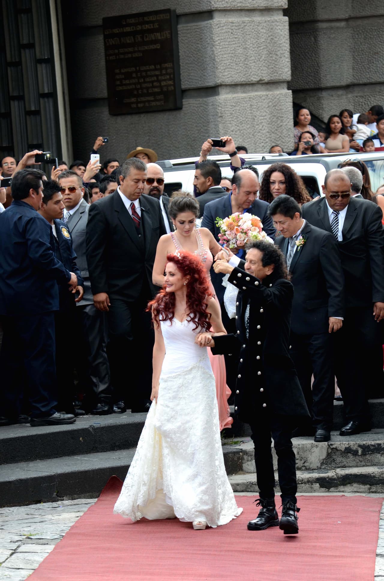 Los fans de Alex Lora, líder de la legendaria banda 'El Trí', estuvieron presentes.