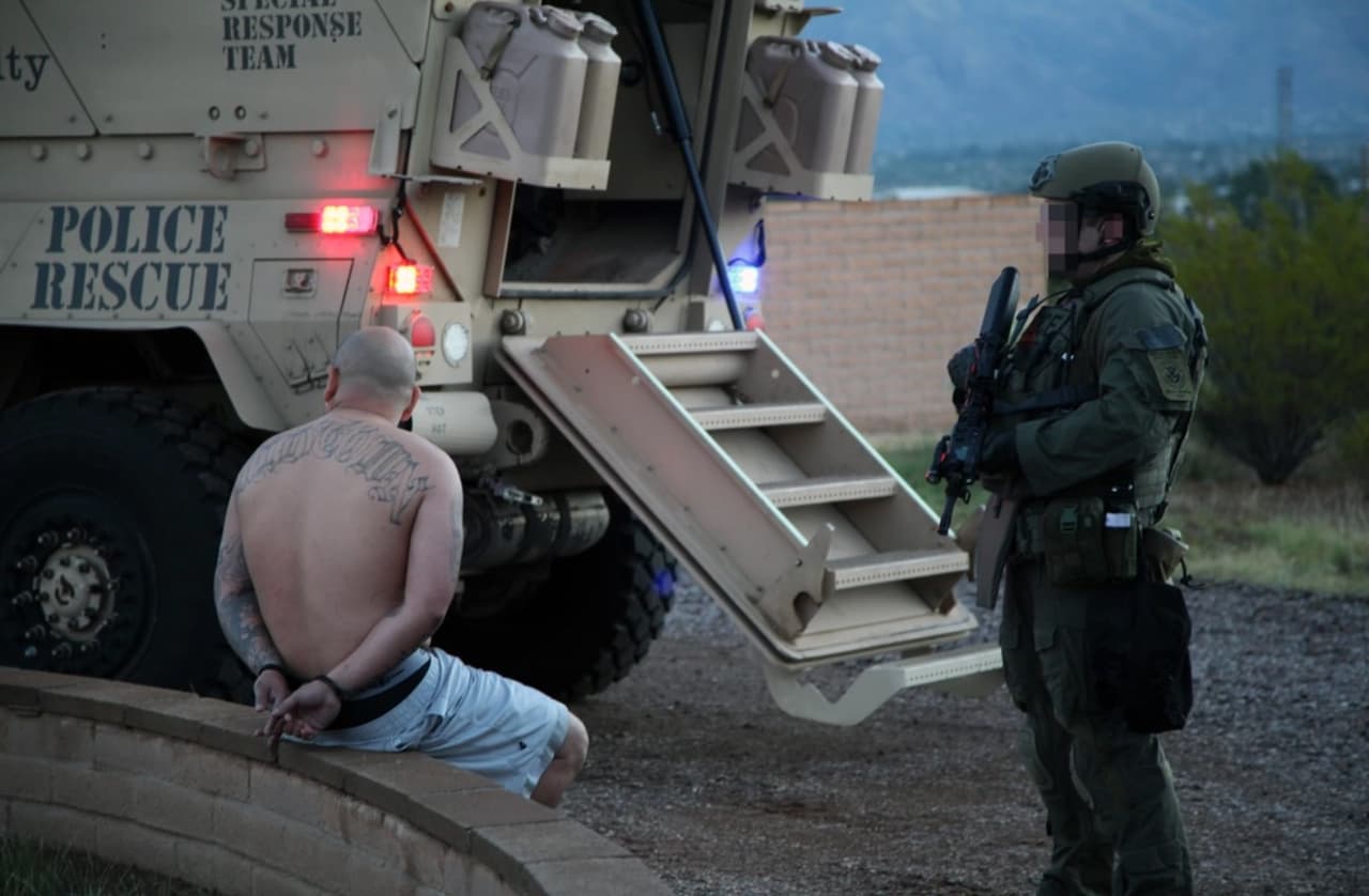 Vendían fentanilo por Facebook: la DEA arresta a 3,300 pandilleros y operadores de carteles mexicanos