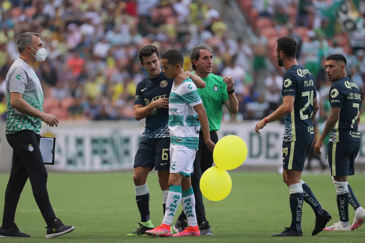 Roger Martínez hizo un golazo que fue suficiente para que el América derrotara a Santos en un duelo de preparación de cara al arranque del Apertura 2021.