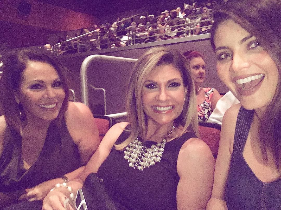 Chiquinquirá Delgado disfrutó del documental contratiempo y se encontró con María Elena Salinas y Tere Rodríguez.