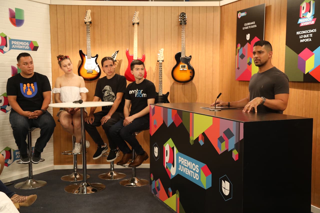 No te pierdas Premios Juventud 2017 este jueves 6 de julio 7pm/6pm Centro.