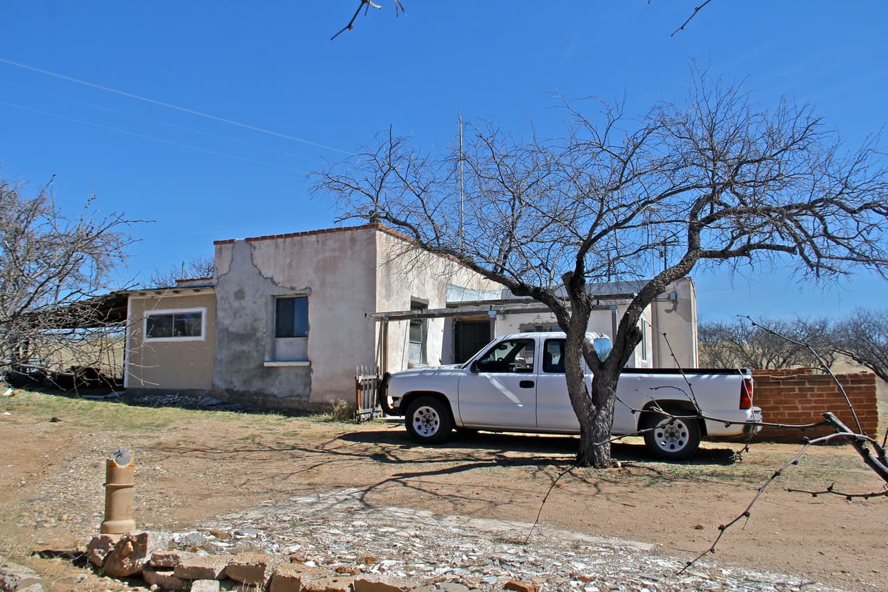 Esta es la casa de Tim Foley y el centro de operaciones de Arizona Border Recon.