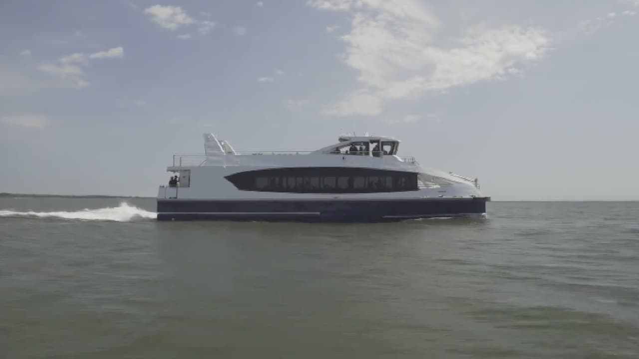 Tarifa del pasaje en el ferry de Nueva York aumentará a 5 dólares a partir del próximo 19 de octubre