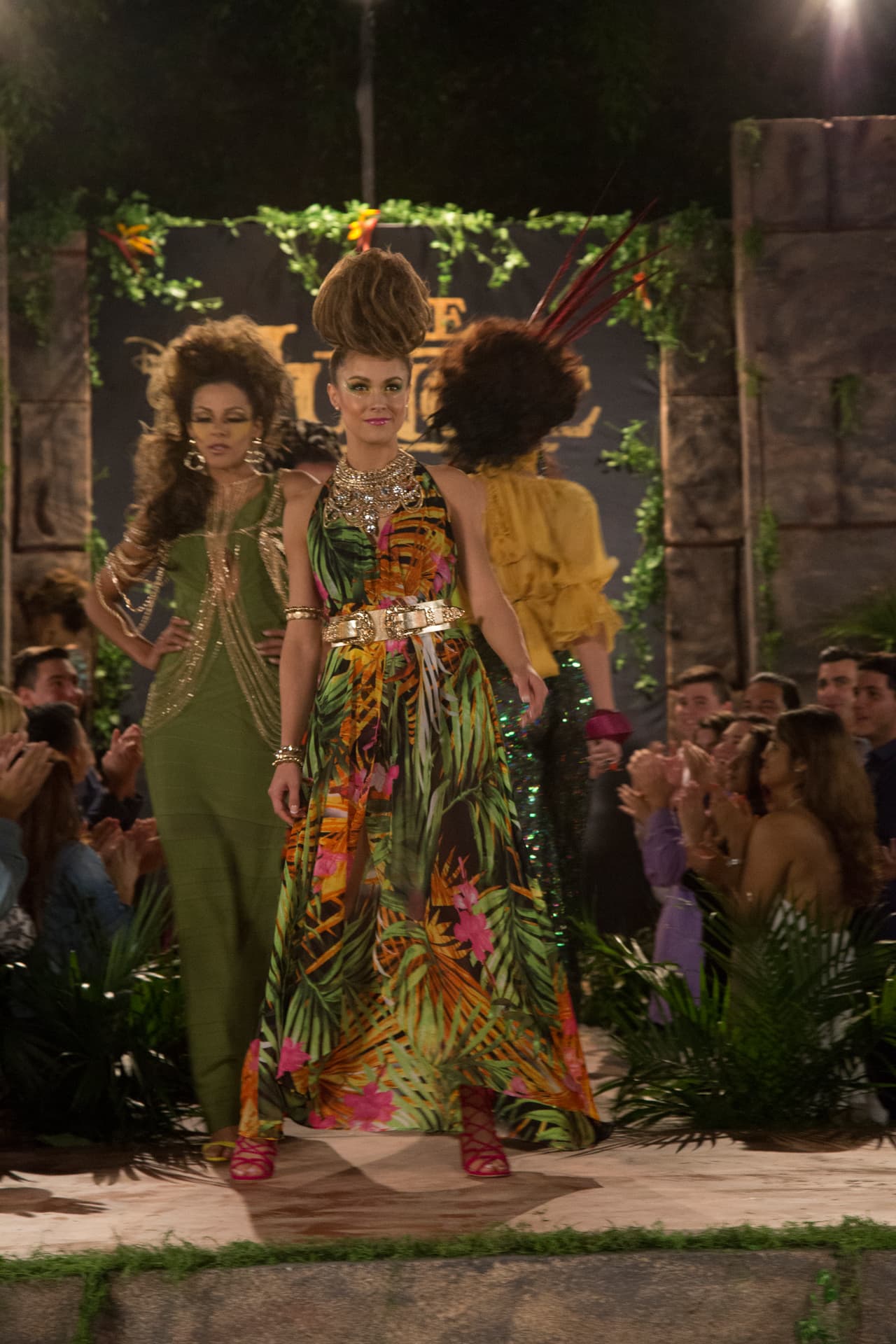 Ligia como siempre mantiene su sonrisa.