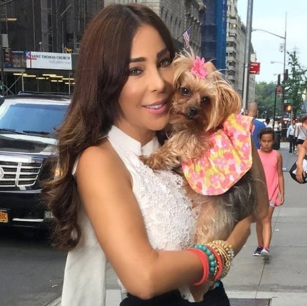 Pero no solo por eso, también por el amor que le tiene a su perrita Chanel, a la que llama 'mini me' de cariño.