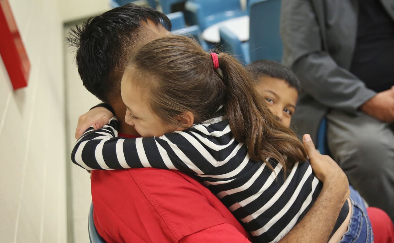 Jueza de Texas bloquea licencia de operación a polémica cárcel de ICE en San Antonio