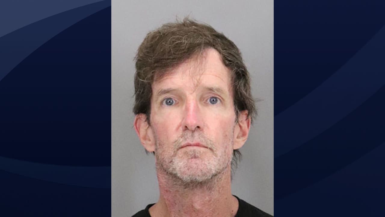 Kenyon McWilliams es residented e San José y tiene 57 años. La policía pidió que cualquier persona que tenga información adicional sobre estos casos debe comunicarse con la Unidad de Investigaciones de Agresión Sexual del Departamento de Policía de San José al 408-277-4102.
<br>