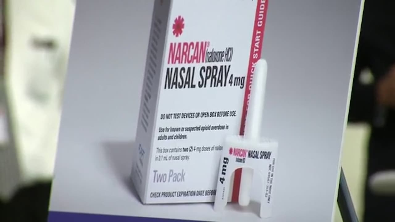 Revelan plan para prevenir muertes por sobredosis con fentanilo en el LAUSD