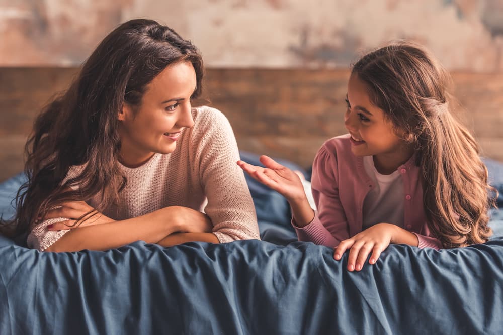 La madre a la que acuden tanto sus hijos como hermanos y familiares cercanos para contarles sus intimidades y problemas personales con la seguridad que no van a ser juzgados, ni defraudados, ni criticados, sino que van a ser escuchados.