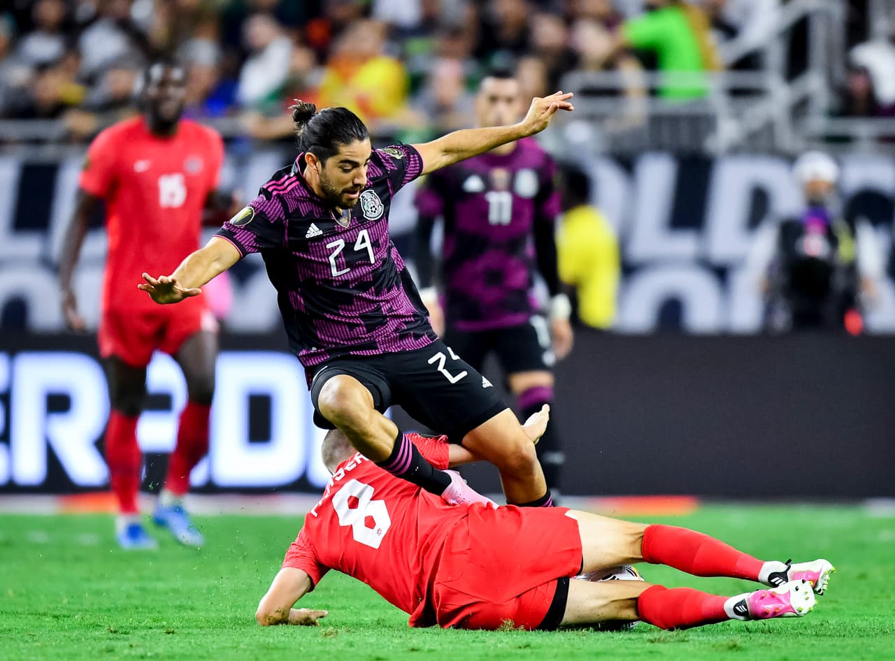 Rodolfo Pizarro, convocado por la selección de México.