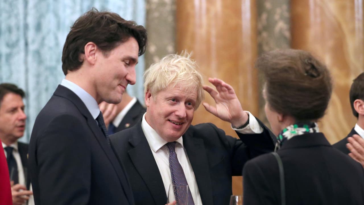 Trump califica al primer ministro canadiense de falso