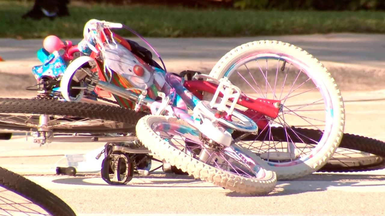 Muere niña de 7 años que fue atropellada por un carro en Pembroke Pines 
