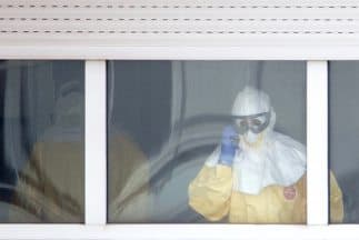 La auxiliar de enfermería infectada de ébola en España, Teresa Romero, se encuentra internada en el Hospital Carlos III.