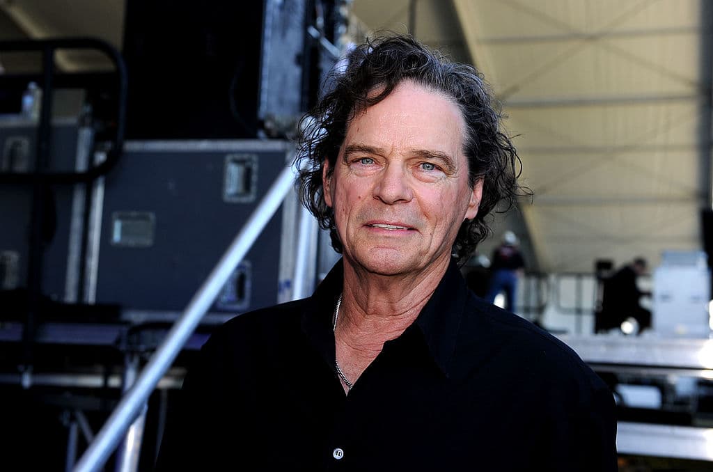 El ganador del Grammy B.J. Thomas murió en mayo a la edad de 78 años. El cantante, conocido por éxitos como "Hooked on a Feeling" y "Raindrops Keep Fallin’ on My Head ", anunció en marzo que le habían diagnosticado cáncer de pulmón.