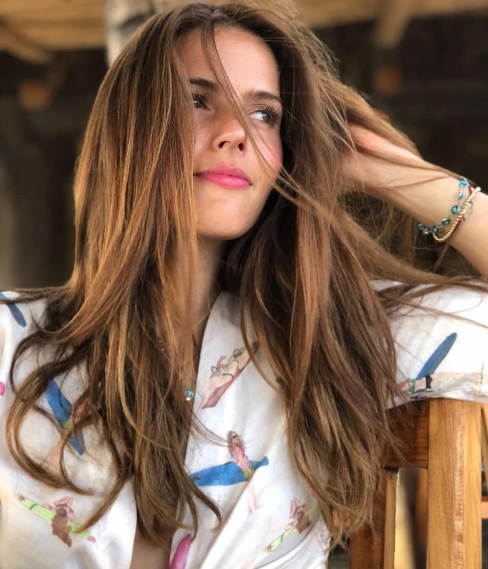 Con sus 39 años, la actriz goza con una amplia trayectoria que inició en la televisión siendo adolescente y realizando comerciales.