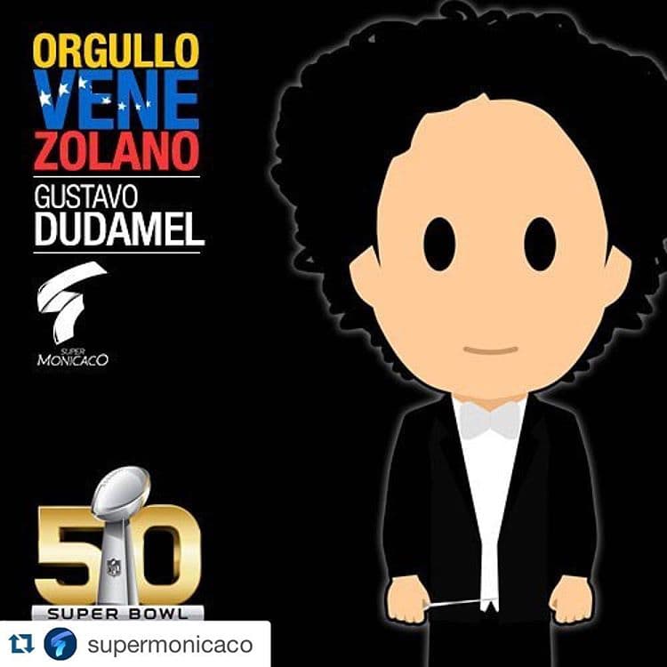 Gustavo Dudamel un talento latino en el Super Bowl.