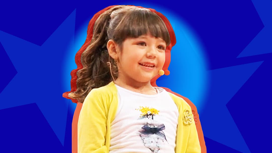 Con apenas 6 años, la niña deslumbró a jueces y audiencia por igual con sus ocurrencias y dotes artísticos para interpretar a Teresa, el 
<a href="https://www.univision.com/famosos/aracely-arambula-rechazo-protagonizar-teresa-la-telenovela-que-consagro-a-angelique-boyer-fotos">protagónico más recordado de Angelique Boyer</a>, pero no podía pronunciarlo bien y así nació ‘Telesa’.