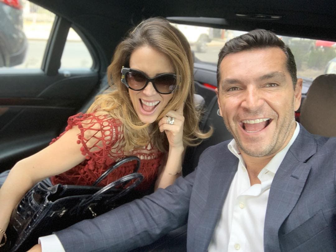 ... pues fue Maki Soler quien presentó a Jacky Bracamontes con su actual esposo, Martín Fuentes.